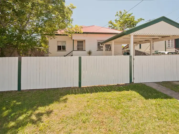 8 Wimble Street, Deagon QLD 4017