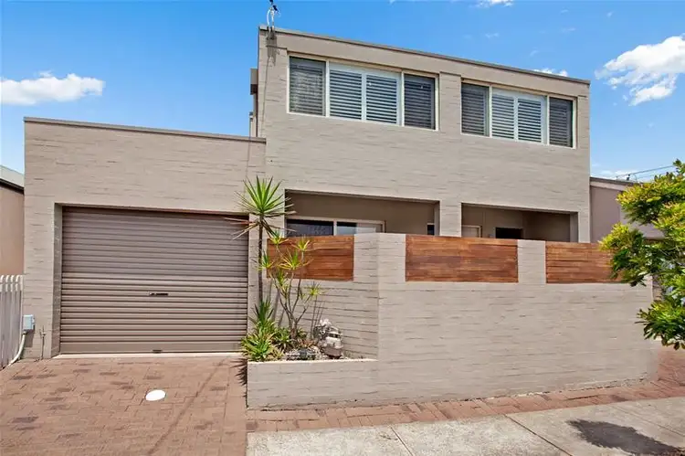 9 Barr Street, Merewether NSW 2291