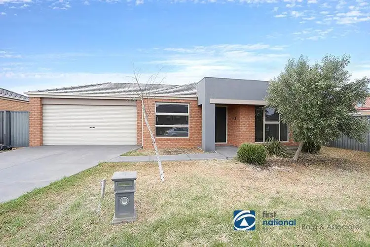 7 Amron Close, Deer Park VIC 3023