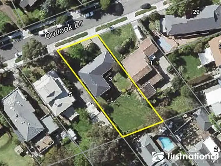 Sixth view of Homely house listing, 3 Outlook Drive, Berwick VIC 3806