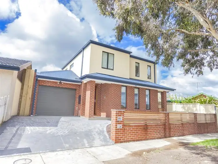 2A Canadian Court, Meadow Heights VIC 3048