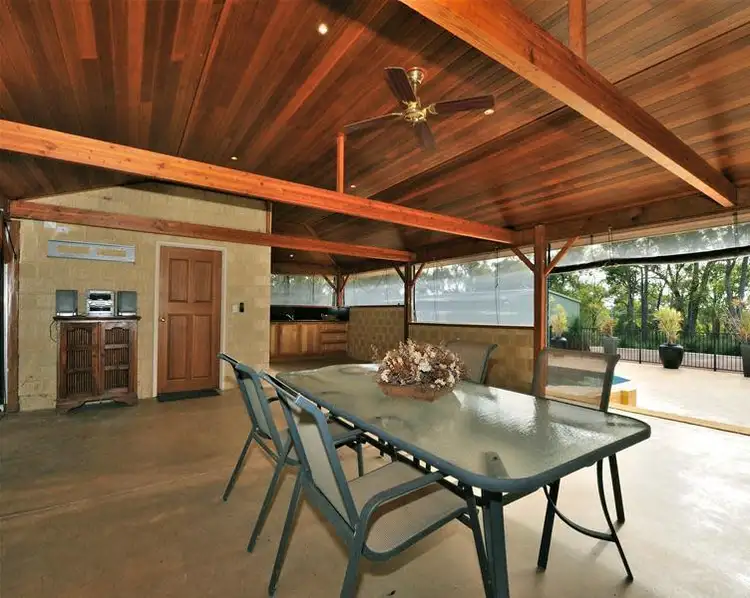 90 Bushlands Road, Hovea WA 6071