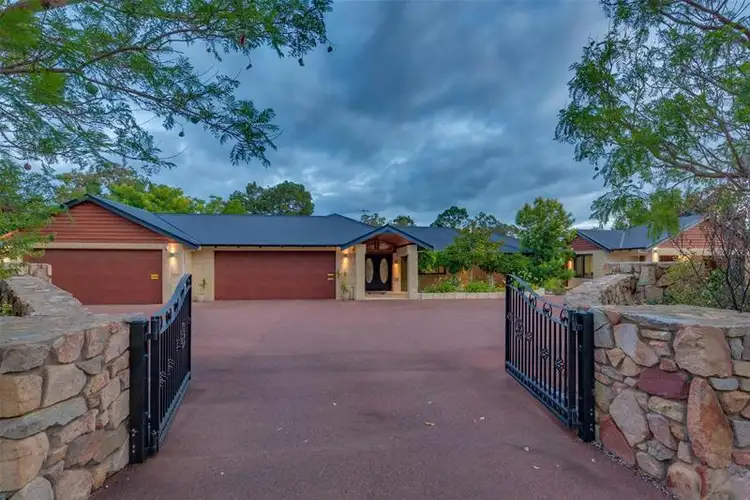 100 Bruns Drive, Darling Downs WA 6122