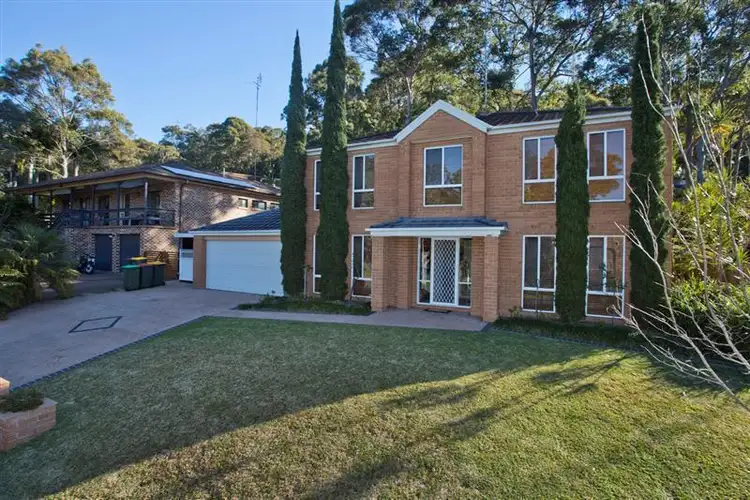 24 Lindeman Close, Eleebana NSW 2282
