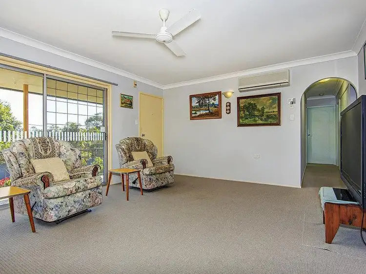 9 Woodlands Drive, Rochedale South QLD 4123