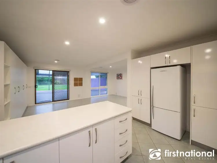 Fifth view of Homely house listing, 6 Venables Court, Berwick VIC 3806