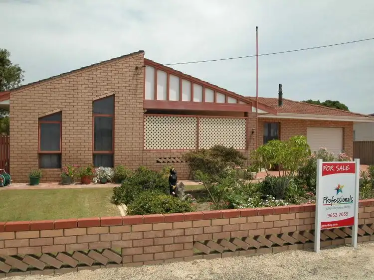 30 LESUEUR Drive, Jurien Bay WA 6516