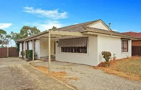 1/3 Dover Street, Albanvale VIC 3021