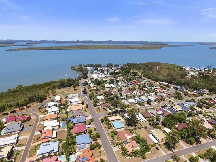30 Lisa Street, Redland Bay QLD 4165