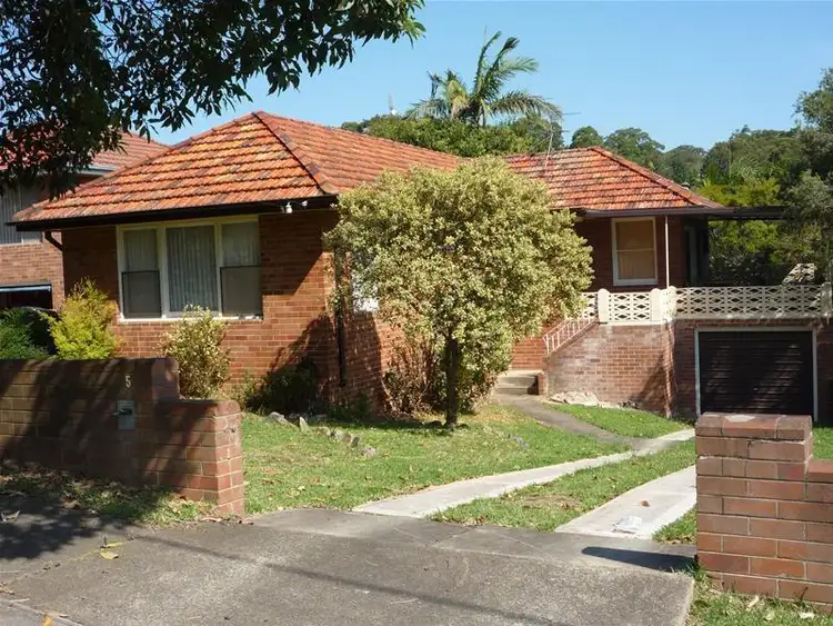 5 Orana Cresent, Adamstown Heights NSW 2289