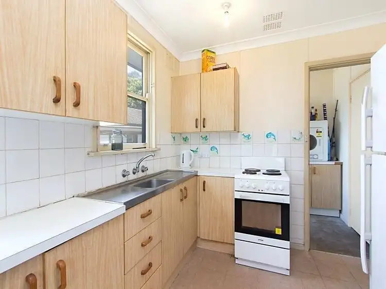 Second view of Homely house listing, 6 Awatea Place, Lethbridge Park NSW 2770