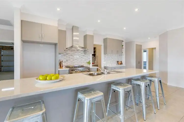 Second view of Homely house listing, 10 Hallmark Court, Mount Barker SA 5251