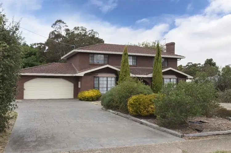 13 Blackie Avenue, Ararat VIC 3377