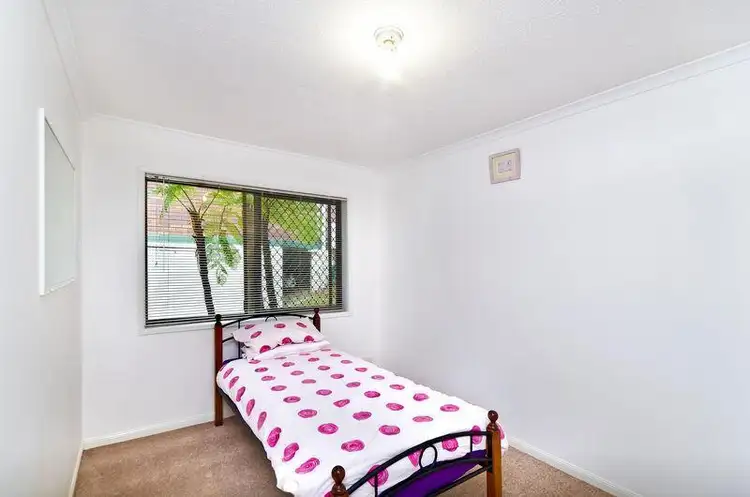Fifth view of Homely unit listing, 1/11 Daisy Street, Elanora QLD 4221