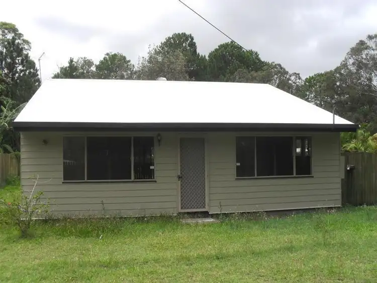6 William Street, Macleay Island QLD 4184