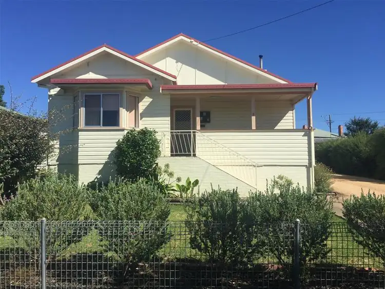 1 Froude Street, Inverell NSW 2360