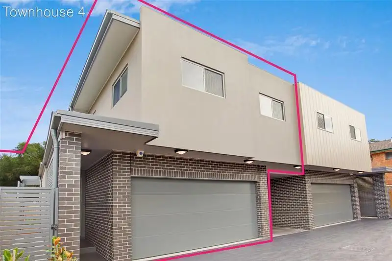 Main view of Homely townhouse listing, 4/10 Winsor Street, Merewether NSW 2291