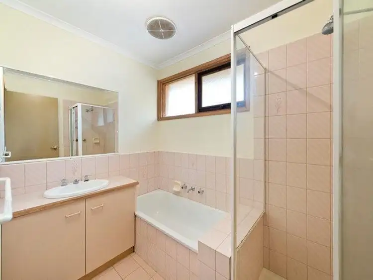 Sixth view of Homely unit listing, 2/3 Wildwood Grove, Ringwood VIC 3134