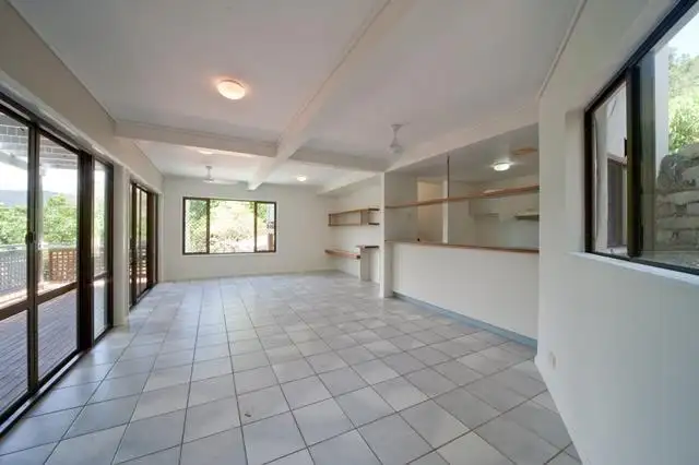 Fifth view of Homely house listing, 2 Harbour Avenue, Shute Harbour QLD 4802