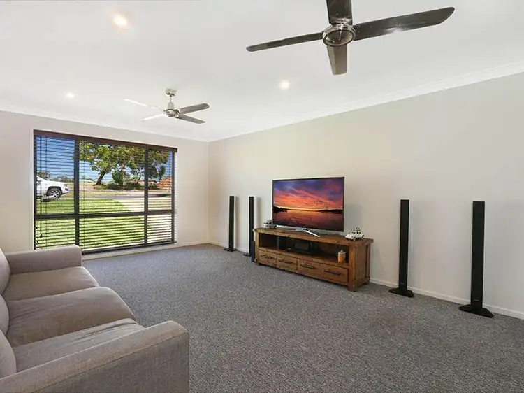 Fifth view of Homely house listing, 54 Scenic Circle, Budgewoi NSW 2262