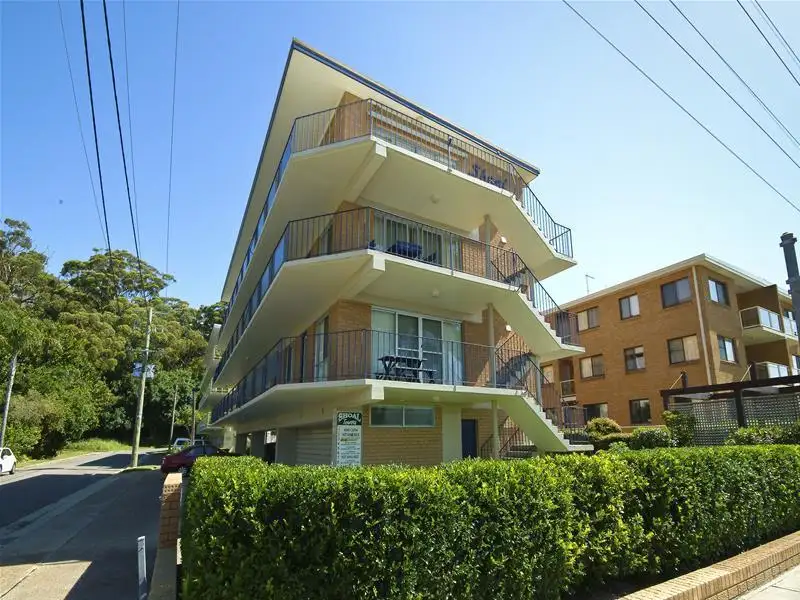 Main view of Homely unit listing, 4/11 Shoal Bay Road, Shoal Bay NSW 2315