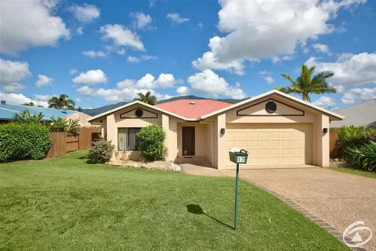 17 St Albans Close, Brinsmead QLD 4870