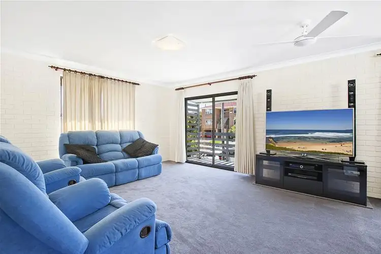 Fourth view of Homely apartment listing, 2/8 Mosbri Crescent, The Hill NSW 2300