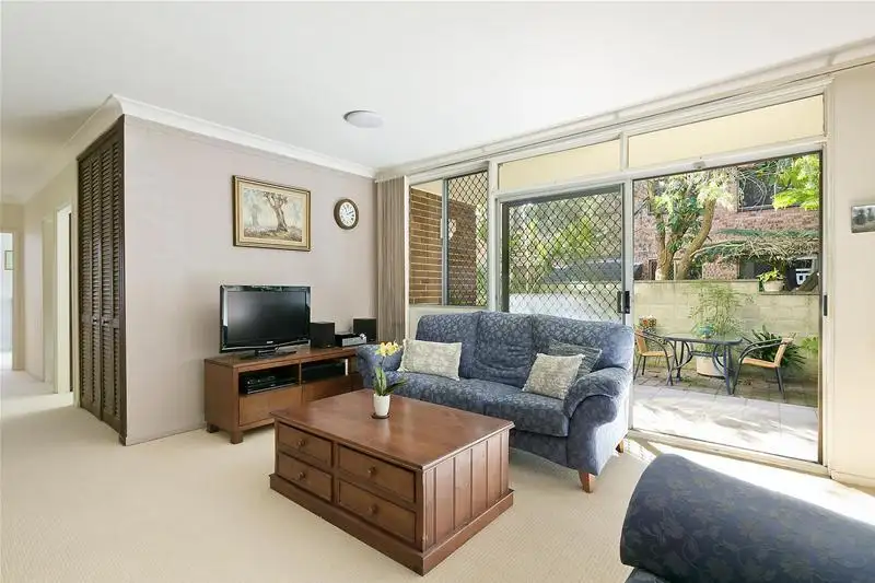 Main view of Homely unit listing, 2/20 Cassia Street, Dee Why NSW 2099