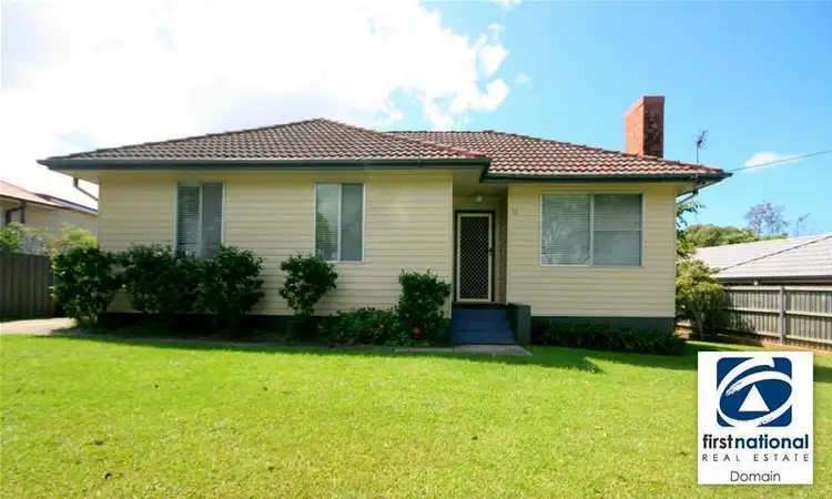 12 Carr Parade, Unanderra NSW 2526