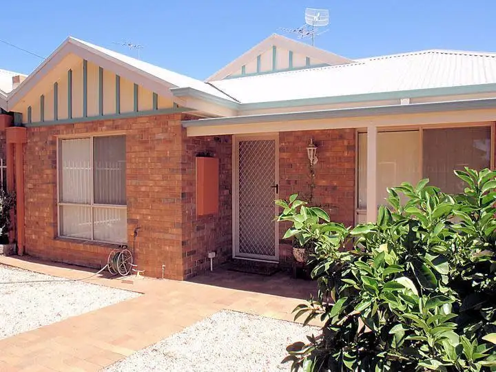 Main view of Homely townhouse listing, 2/113 Walnut Avenue, Mildura VIC 3500
