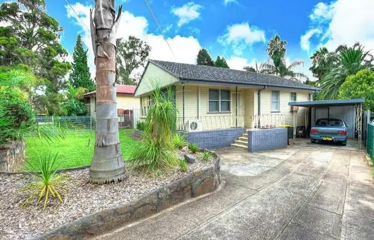 29 Lingayen Avenue, Lethbridge Park NSW 2770