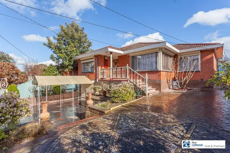 10 Hillside Avenue, Dandenong North VIC 3175