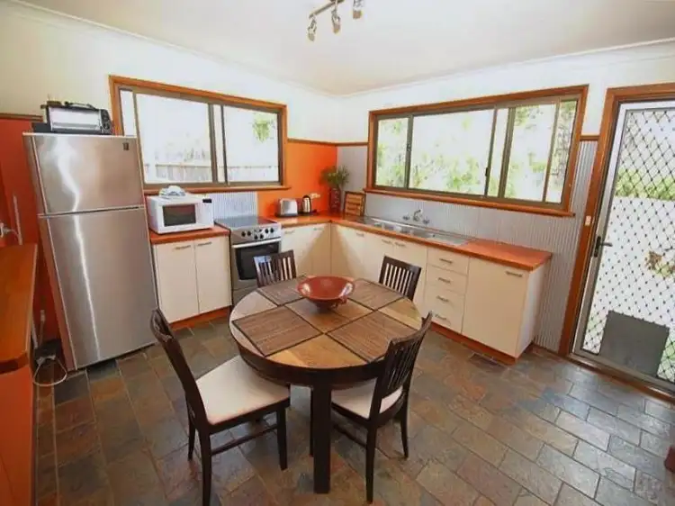 5 Roskell Road, Callala Beach NSW 2540
