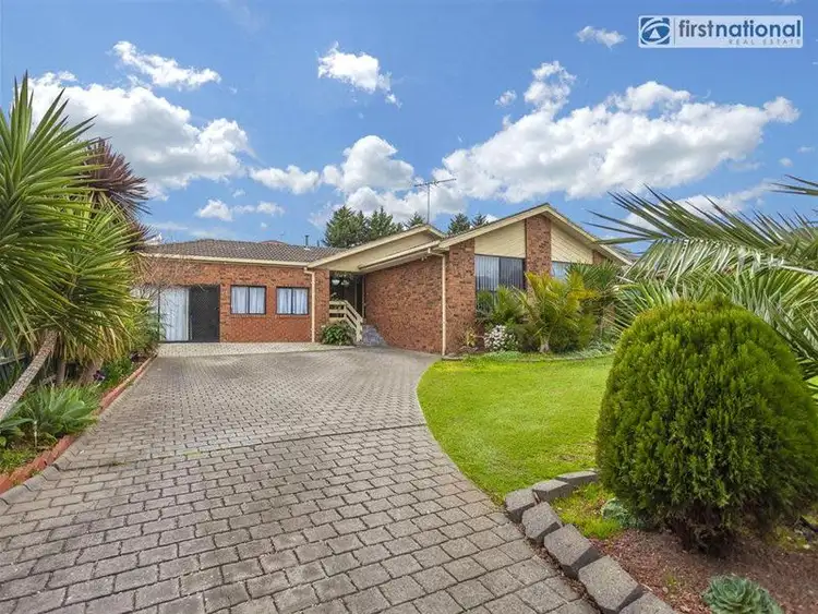 11 Shankland Boulevard, Meadow Heights VIC 3048