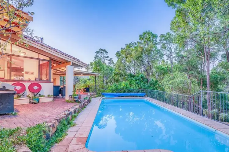 47 Contour Road, Roleystone WA 6111