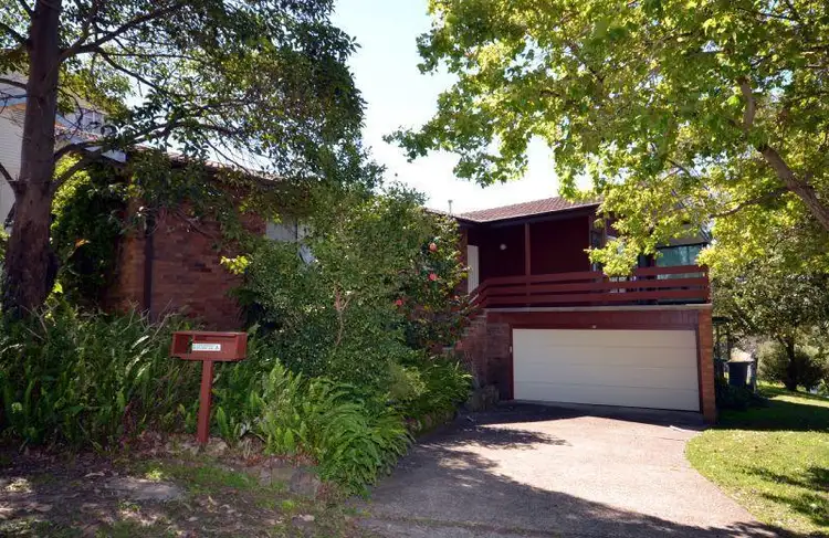 18 Hill Street, Belmont NSW 2280