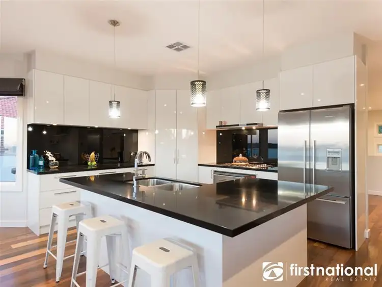 Fifth view of Homely house listing, 5 Yaldara Drive, Berwick VIC 3806