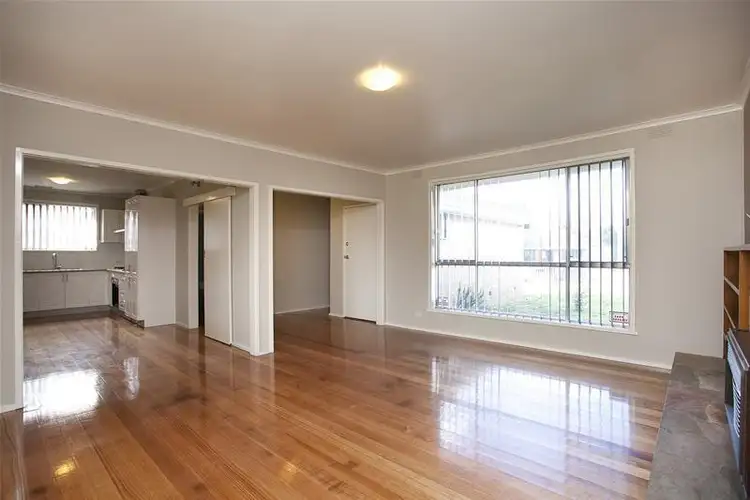 38 Thorndon Drive, St Albans VIC 3021