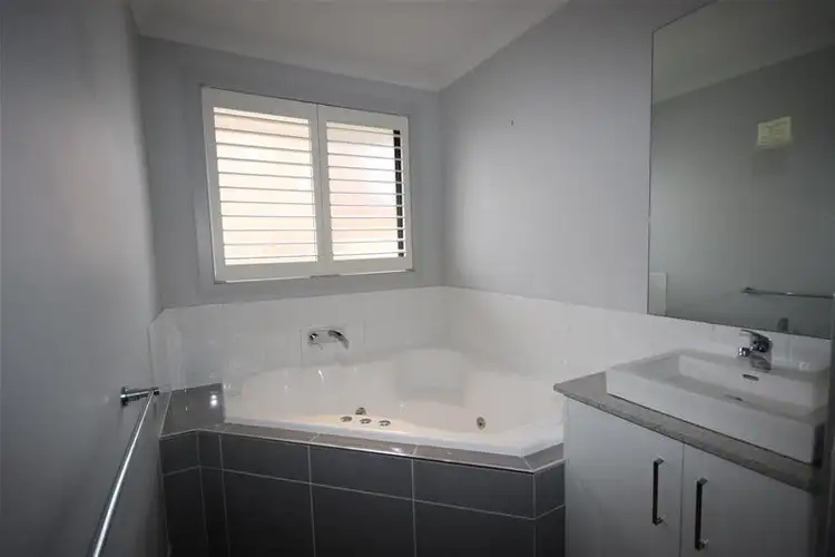 Seventh view of Homely house listing, 10 Ashlee Drive, Warrnambool VIC 3280