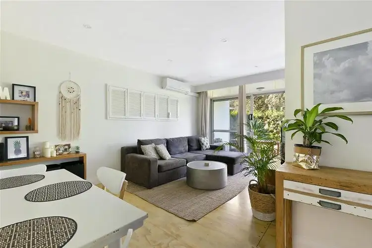 Second view of Homely unit listing, 1/22-24 Hawkesbury Avenue, Dee Why NSW 2099