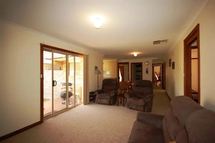 Fifth view of Homely house listing, 7 Wonkana Road, Glenfield Park NSW 2650