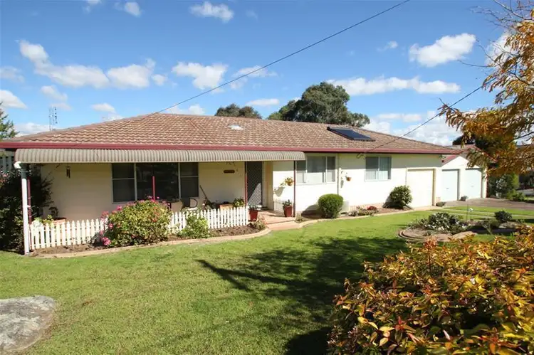 101 Martin Street, Tenterfield NSW 2372