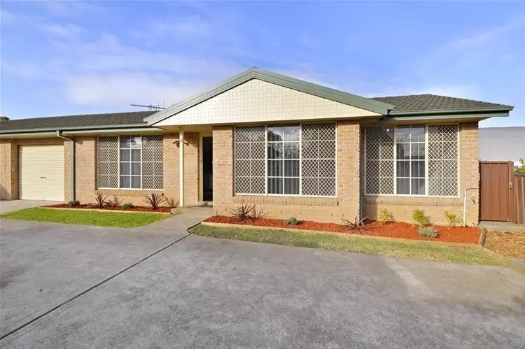 2/26A Strickland  Street, Bass Hill NSW 2197