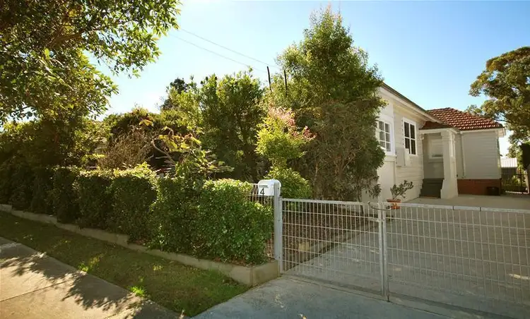 4 Fitzroy Road, Lambton NSW 2299