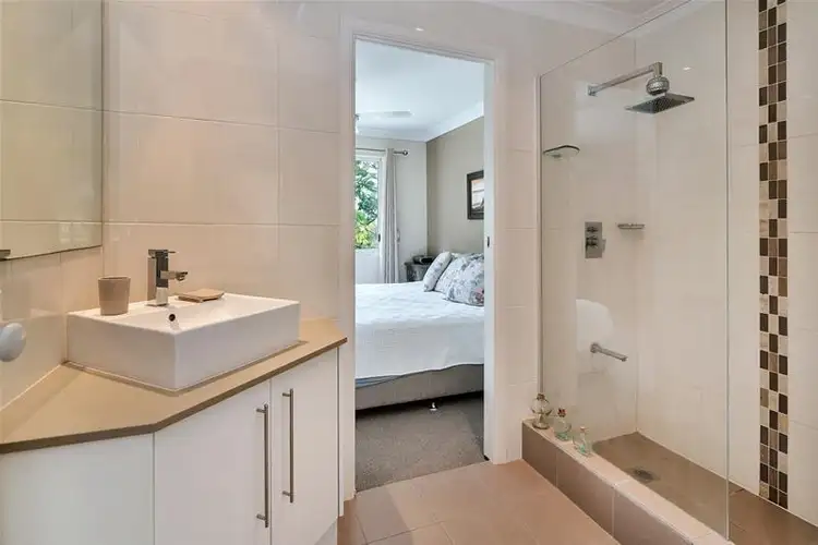 Fourth view of Homely unit listing, 5/10 Cobai Drive, Mudgeeraba QLD 4213