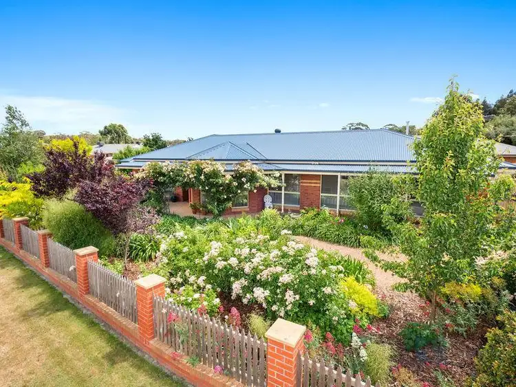 25 Hibiscus Court, Kilmore VIC 3764