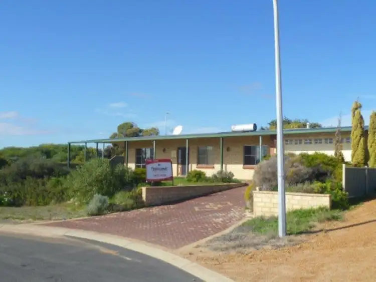 8 Williams Place, Green Head WA 6514