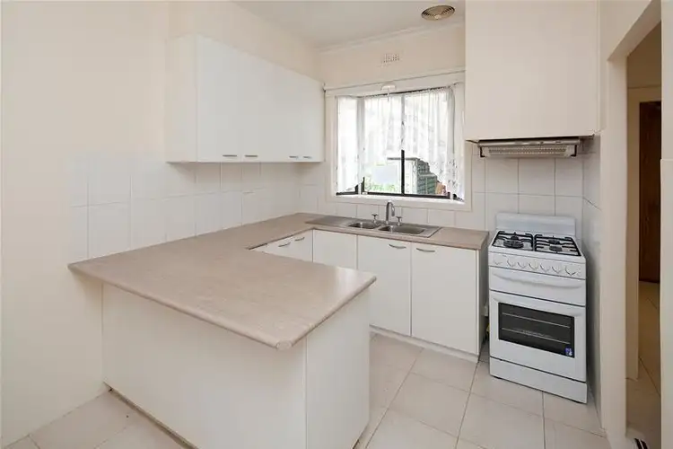 Sixth view of Homely house listing, 2 Lexton Avenue, Dandenong VIC 3175