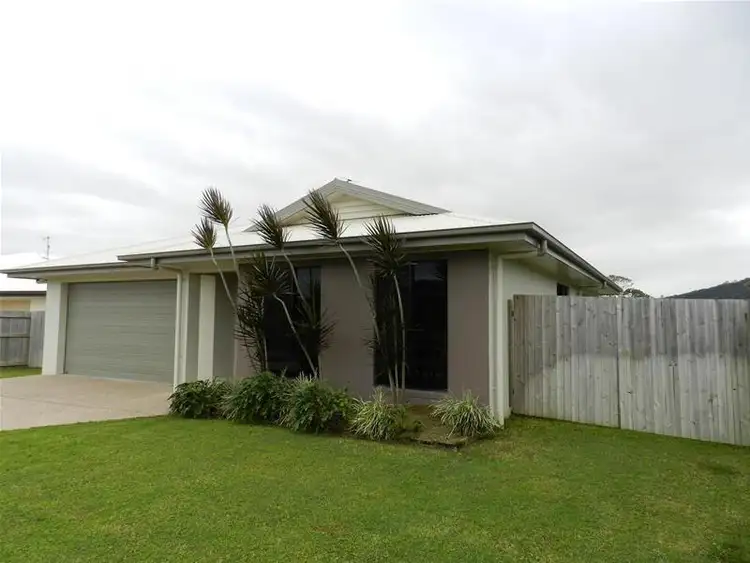 4 Ocean Court, Sarina QLD 4737