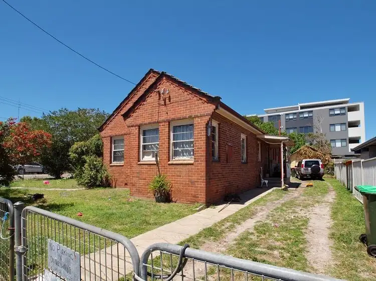 30 Glover Street, Belmont NSW 2280